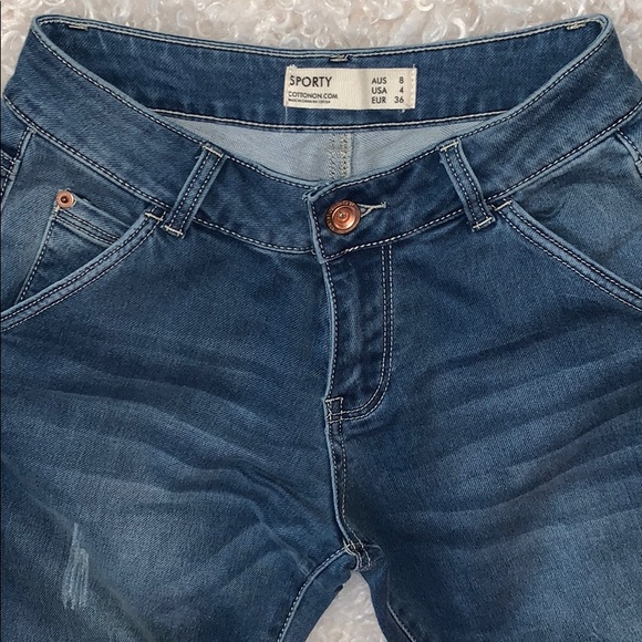 Sporty - Picture 4 of 6